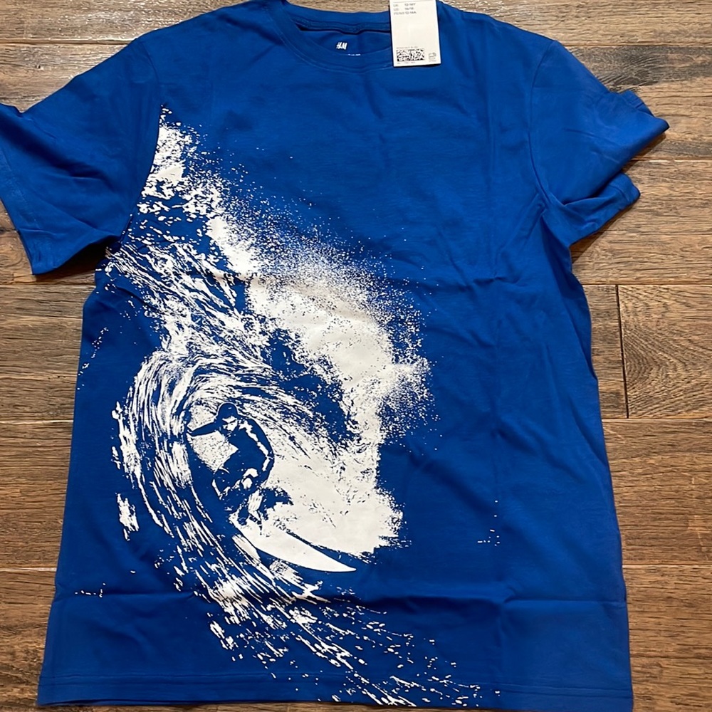 H&M tee